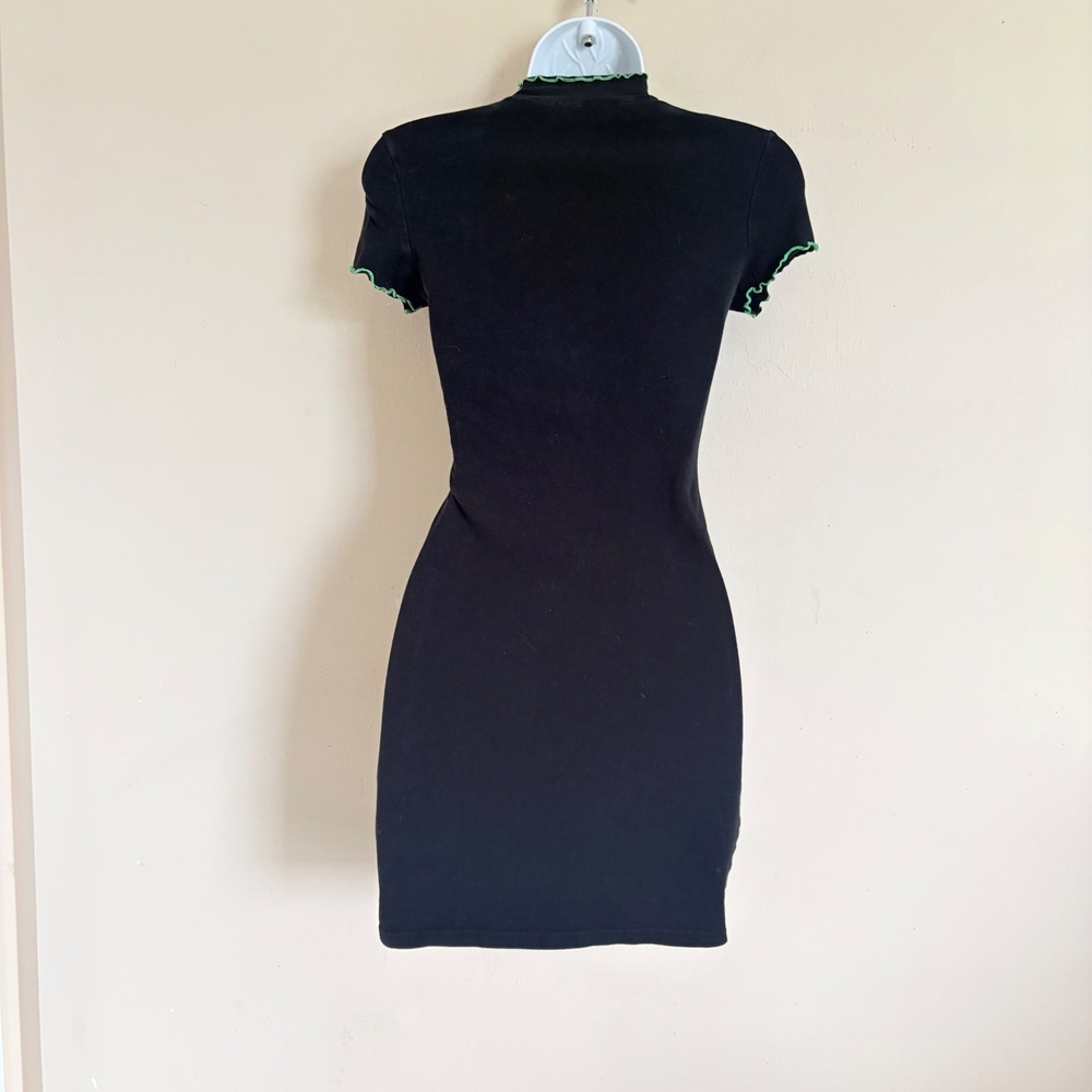A.Lab Zumiez Blak Bodycon Neon Green Rose Print Ruffle Neck Mini Dress XS - Picture 8 of 16